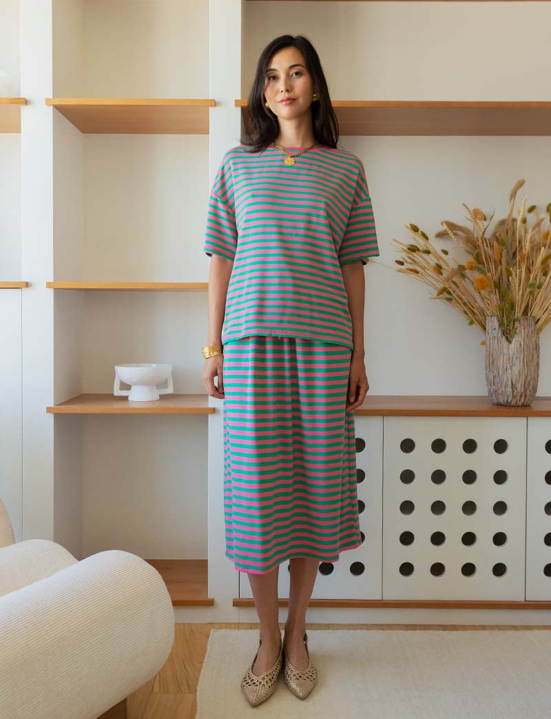 חצאית ירוקה ופוקסיה יגו