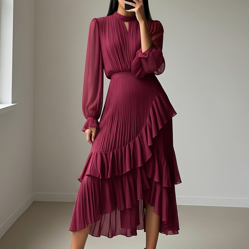 שמלת מידי אלגנטית עם קפלים ושוליים